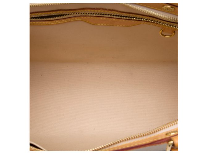 Louis Vuitton Beige Monogram Vernis Brea - vista 4