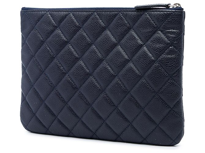 Clutch Chanel Blue Small Quilted Caviar O Case - vista 2