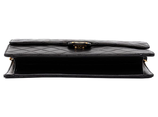 Chanel Black Medium CC Quilted Lambskin Single Flap - vista 3
