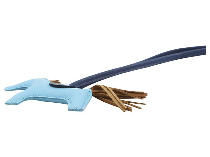 Hermès Blue Milo Lambskin Grigri Rodeo Bag Charm PM - vista 2