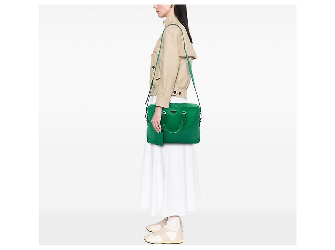 Borsa Business Prada in Saffiano Verde - vista 6