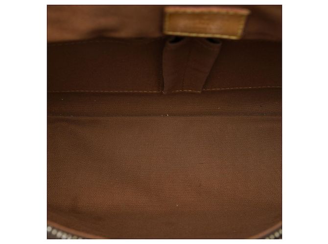 Louis Vuitton Brown Monogram Beaubourg Messenger MM - vista 4