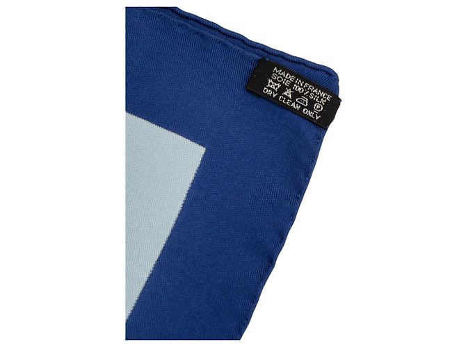 Foulard in seta Hermès Blue Au Clair De La Lune 90 - vista 4