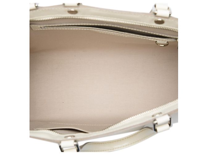Louis Vuitton White Epi Brea MM - vista 4