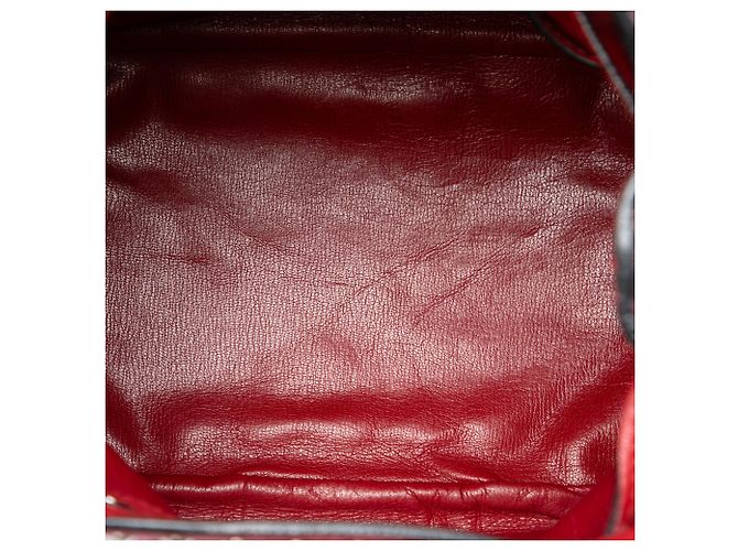 Prada Piccola Borsa Secchiello in Pelle di Vitello Morbida con Borchie Rossa - vista 4