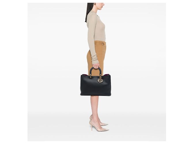 Borsa Diorissimo Dior in pelle di vitello martellata nera Large - vista 6