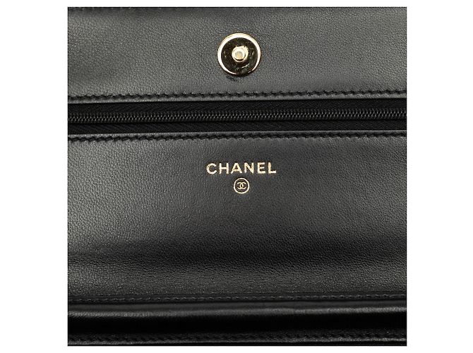 Chanel Wallet On Chain aus schwarzem gestepptem Lammleder CC - Ansicht 5