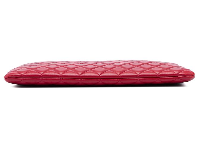 Clutch Chanel Red Large Quilted Lambskin O Case - vista 3