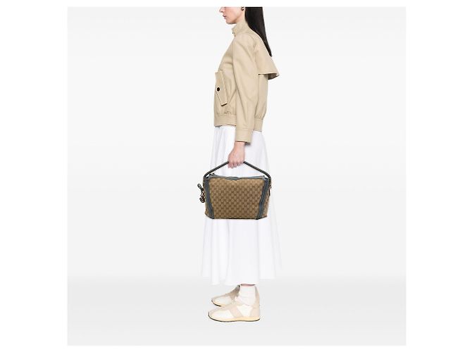 Borsa a tracolla Gucci Bella Medium in tela GG beige - vista 6