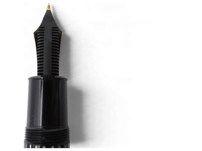 PENNA STILO A PISTONE MONTBLANC MEISTERSTUCK 149 MB132114 NERO & ORO - vista 3