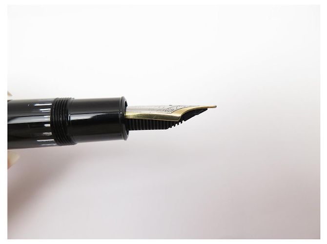 PENNA STILO A PISTONE MONTBLANC MEISTERSTUCK 149 MB132114 NERO & ORO - vista 4