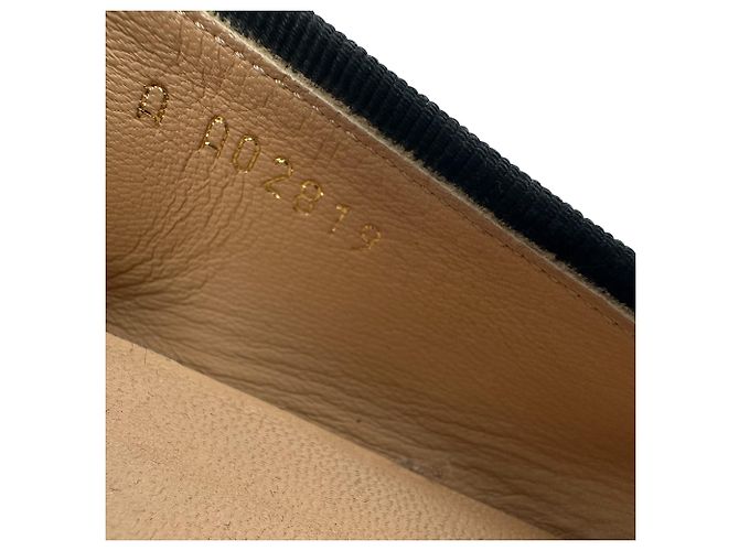 Ballerine Chanel in pelle nera con logo CC intrecciato - vista 10