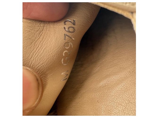 Espadrillas Chanel in pelle beige con logo CC intrecciato - vista 11