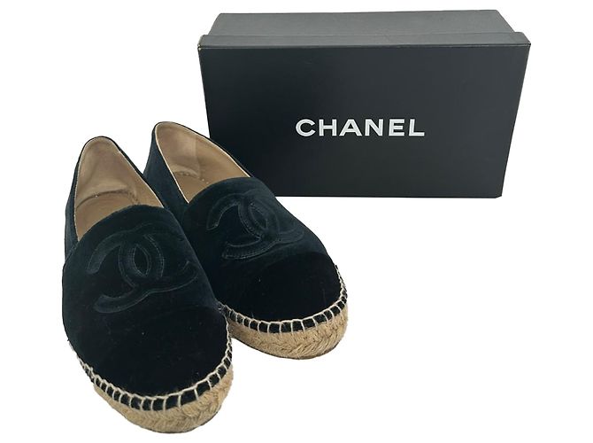Espadrillas Chanel in velluto nero con logo CC intrecciato - vista 13
