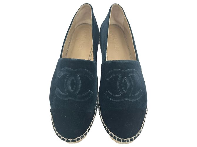 Espadrillas Chanel in velluto nero con logo CC intrecciato - vista 2