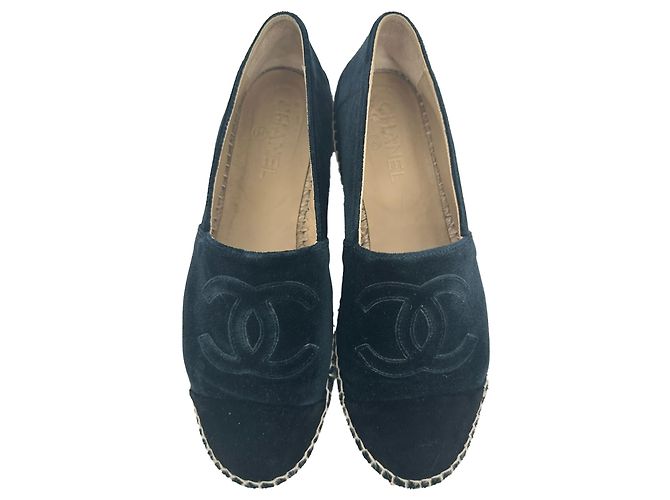 Espadrillas Chanel in velluto nero con logo CC intrecciato - vista 3