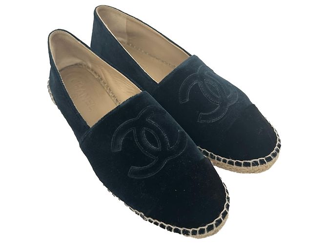 Espadrillas Chanel in velluto nero con logo CC intrecciato - vista 4