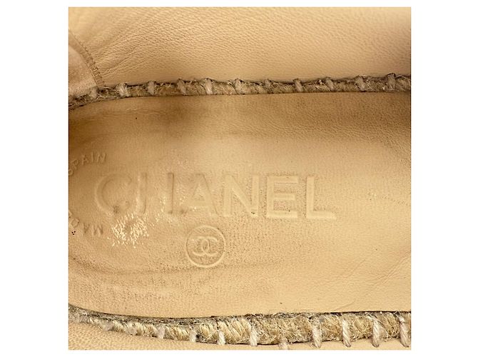 Espadrillas Chanel in velluto nero con logo CC intrecciato - vista 7