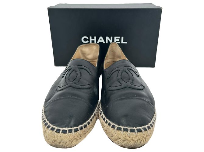 Espadrillas Chanel con logo CC intrecciato in pelle nera - vista 15