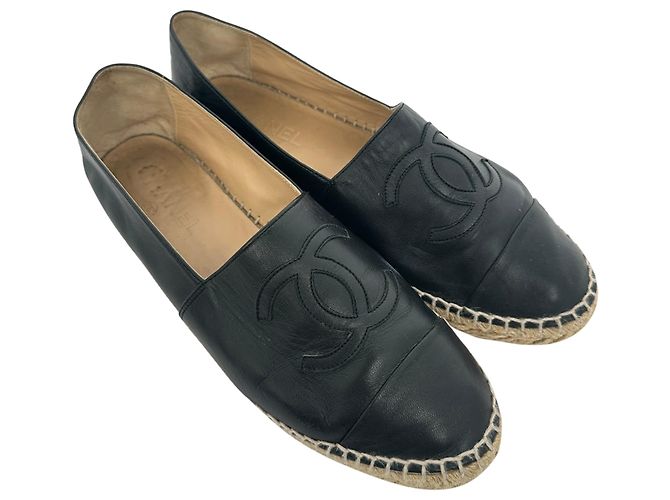 Espadrillas Chanel con logo CC intrecciato in pelle nera - vista 5