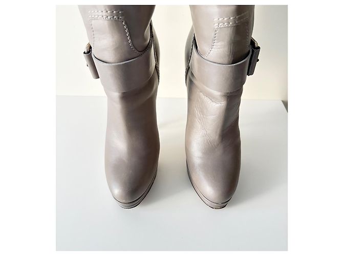 Casadei Botas altas de piel gris con tacón geométrico - vista 5