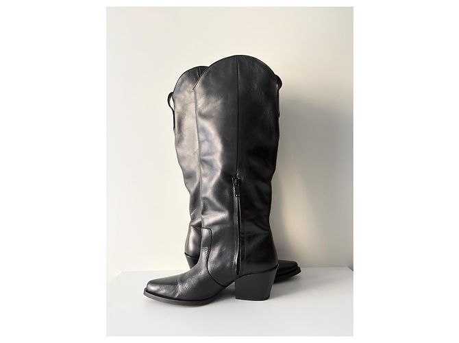 & Other Stories Botas altas de piel negras - vista 2