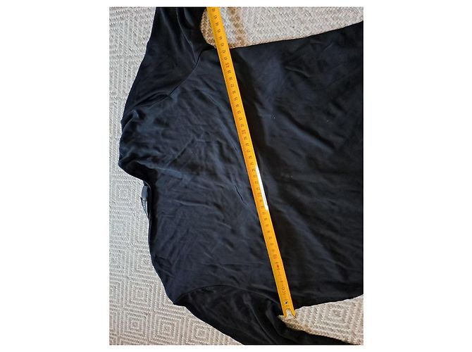 Top Gucci negro de viscosa con hebilla decorativa - vista 8