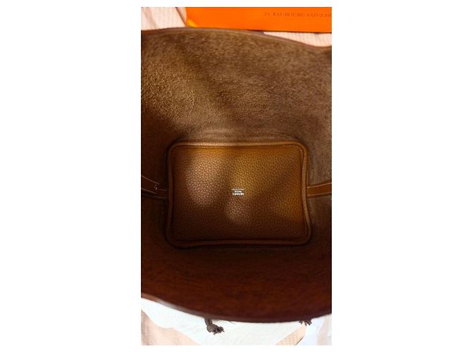 Hermès Picotin Lock 18 Taurillon Clemence Mala Gold - vista 5