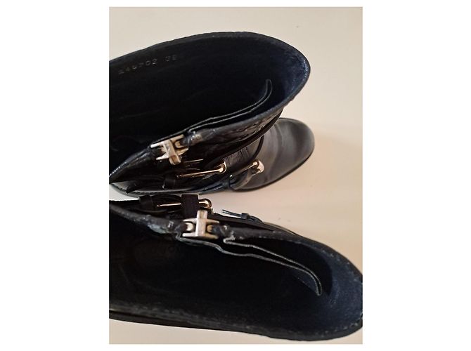 Gucci Leder-Bikerstiefeletten Schwarz GG Monogramm - Ansicht 17