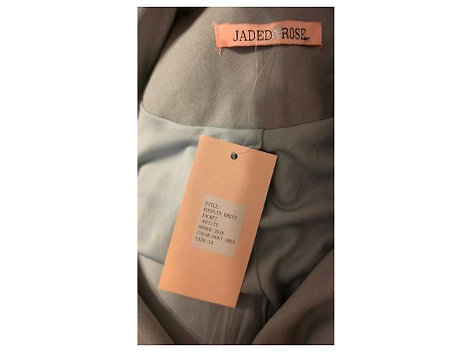 Autre Marque Vestido Blazer Jaded Rose Roselyn con Plumas - Soft Grey - vista 4
