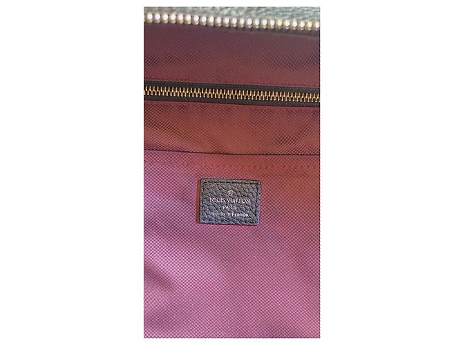 Coach Mochila Louis Vuitton Monogram Couro Preto - vista 3