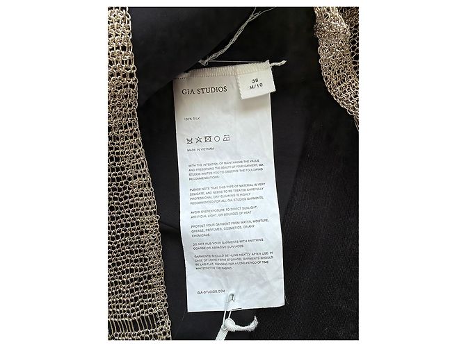 Autre Marque GIA STUDIOS Top de seda negro con flecos metálicos - vista 10