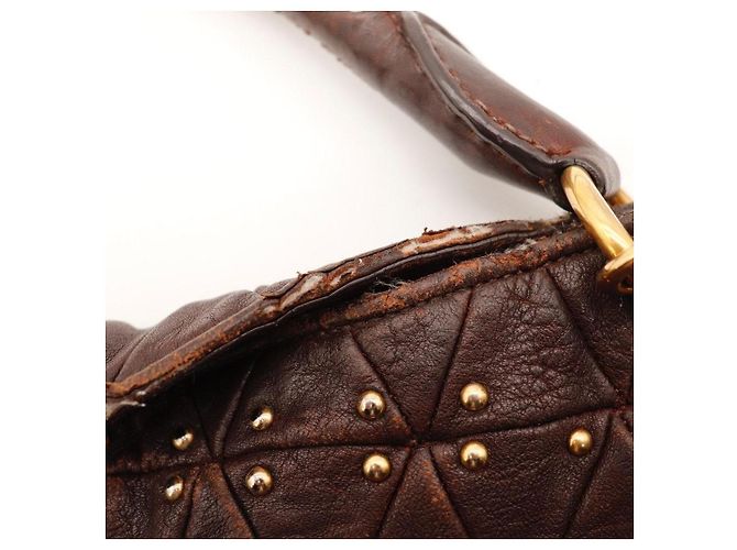 Miu Miu Borsa Hobo in pelle marrone borchiata - vista 12
