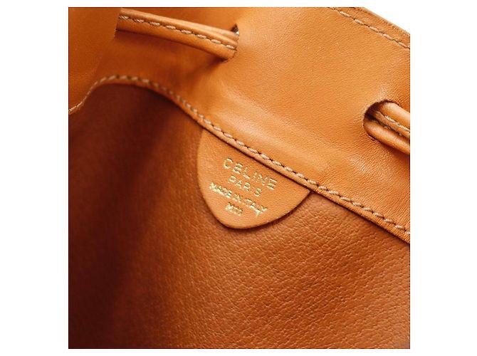 Céline Borsa Secchiello Monogram in Pelle Marrone - vista 9