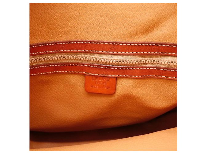 Céline Bolsa Bucket Monogram em Couro Castanho - vista 9