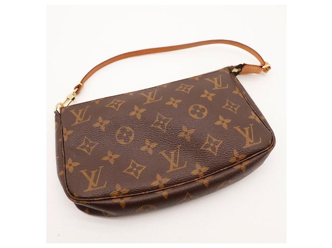 Louis Vuitton Pochette Accessoires Monogram - vista 6