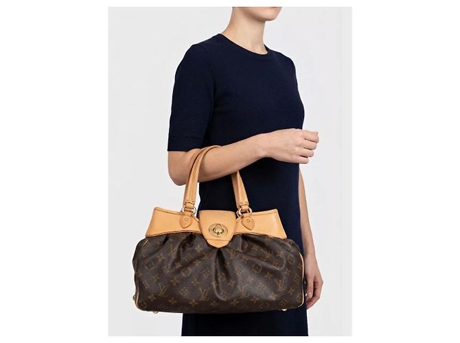 Borsa Tote Louis Vuitton Boétie Monogram
Usata - vista 8
