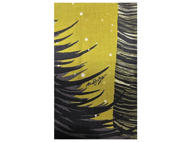 Hermès "Grrrrr !" Foulard 100 Cashmere e Seta Vert Matcha - vista 5