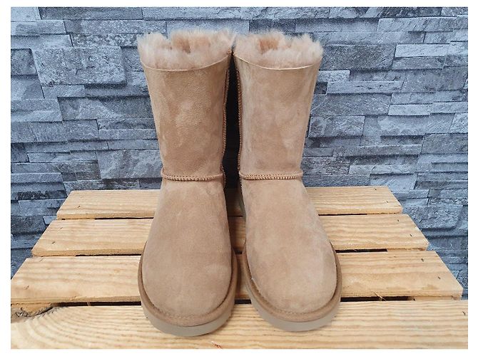 UGG Stivali Bailey Bow Marrone Oro Misura 38 - vista 4