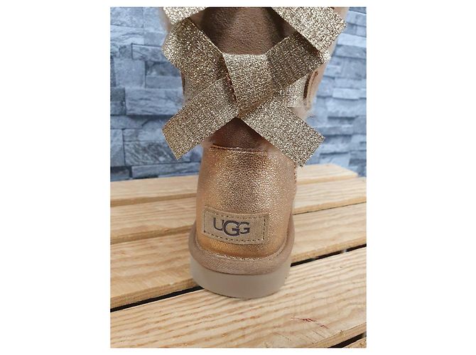 UGG Stivali Bailey Bow Marrone Oro Misura 38 - vista 6