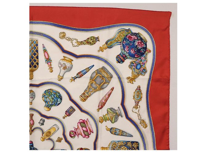 Hermès HERMES Carre 90 Scarf  Pourvu qu'on ait l'ivresse  Silk Red - vista 4