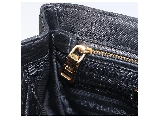 PRADA Schultertasche mit Kette Nylon Black Gold - Ansicht 23