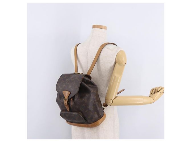 LOUIS VUITTON Monogram Montsouris PM Backpack M51137 LV - vista 31