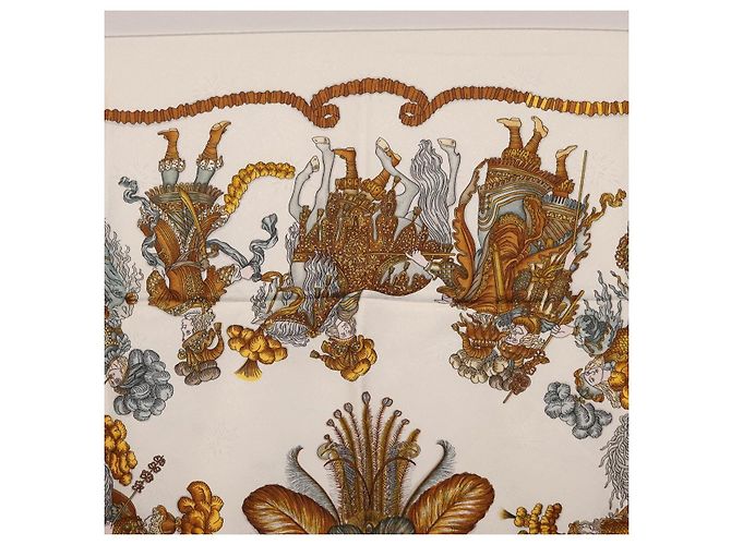 Hermès HERMES Carre 90 Scarf  LES FETES DU ROI SOLEIL  Silk White - vista 3