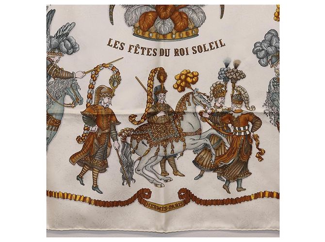 Hermès HERMES Carre 90 Scarf  LES FETES DU ROI SOLEIL  Silk White - vista 9