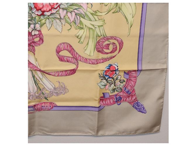 Hermès HERMES Carre 90 Scarf  LES TAMBOURS  Silk Yellow - vista 10