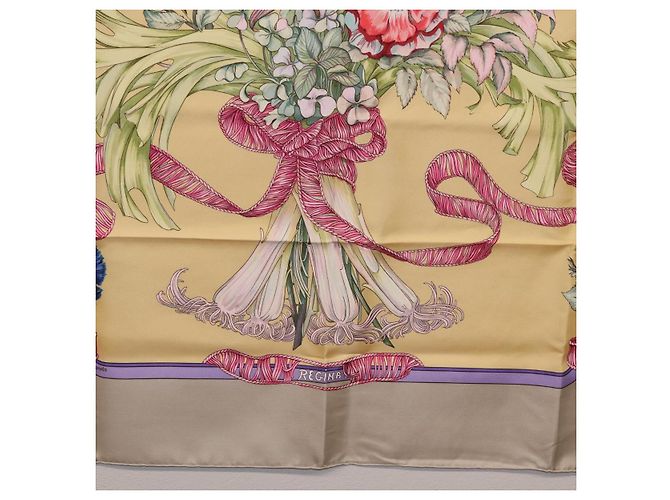 Hermès HERMES Carre 90 Scarf  LES TAMBOURS  Silk Yellow - vista 9