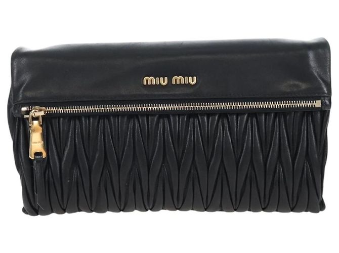 Miu Miu Matelasse Shoulder Bag Leather Black Gold Tone - vista 13