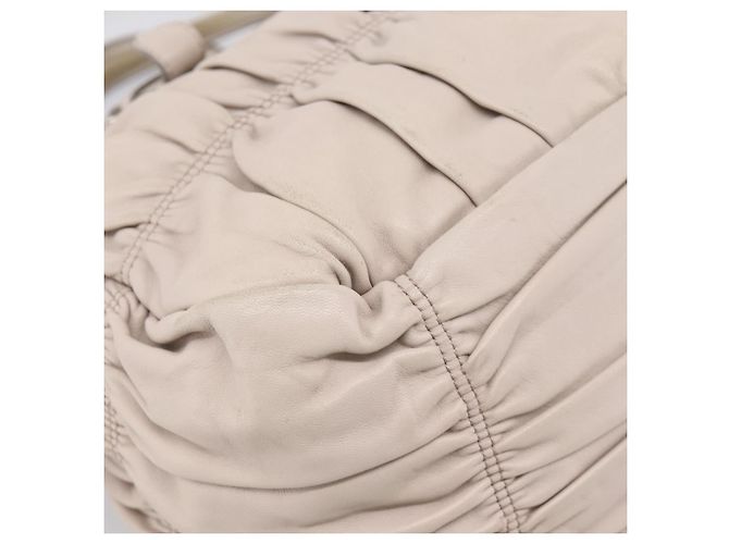 PRADA Geraffte Handtasche aus Leder 2way Grau Silber - Ansicht 17
