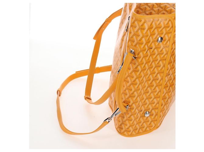 Goyard Herringbone Saint Léger Backpack PVC Leather Yellow - vista 17